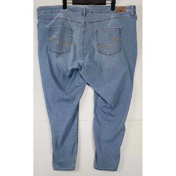 Levi's Strauss Gold Women's 38W X 30L Blue Light Wash Denim Mid Rise Skinny Jean - Picture 6 of 14